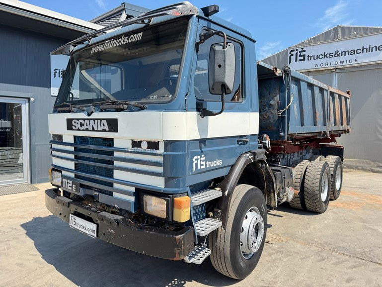 Scania 112 6x4 tipper - full spring - Tippbil lastbil: bild 1 Scania 112 6x4 tipper - full spring - Tippbil lastbil: bild 1