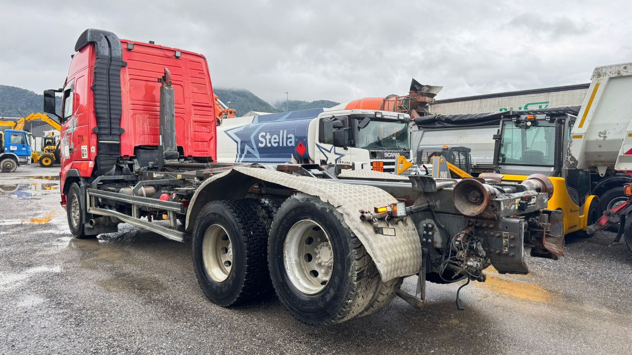 Volvo FH 12 460 6x2 Meiller abroll tipper - motor brake - lifting axle - Containerbil/ Växelflak lastbil: bild 4 Volvo FH 12 460 6x2 Meiller abroll tipper - motor brake - lifting axle - Containerbil/ Växelflak lastbil: bild 4