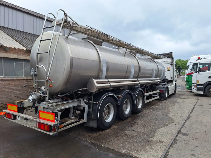 BSLT STC1A - Tanktrailer: bild 3 BSLT STC1A - Tanktrailer: bild 3