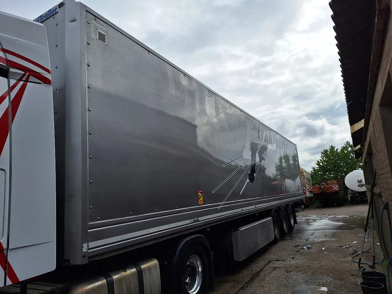Lecitrailer 3E20 - Skåp semitrailer: bild 1 Lecitrailer 3E20 - Skåp semitrailer: bild 1