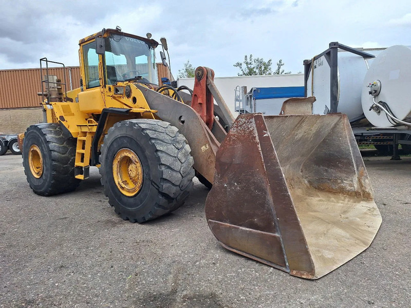 Volvo L220D - Hjullastare: bild 1 Volvo L220D - Hjullastare: bild 1