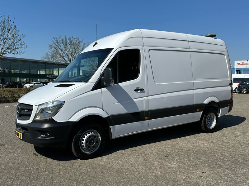Mercedes-Benz Sprinter 519 cdi V6 - Lastbil med skåp: bild 2 Mercedes-Benz Sprinter 519 cdi V6 - Lastbil med skåp: bild 2