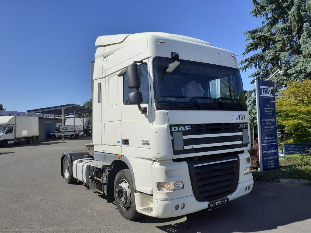 DAF XF105.460 EEV MEGA/lowdeck - Dragbil: bild 2 DAF XF105.460 EEV MEGA/lowdeck - Dragbil: bild 2