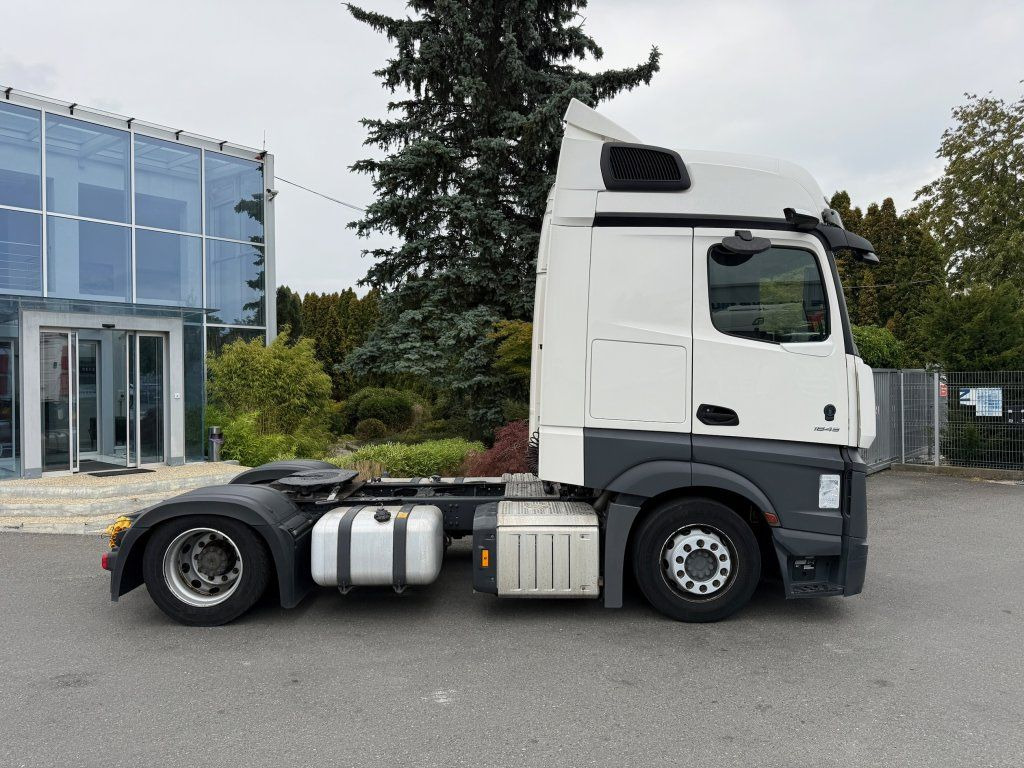 Mercedes-Benz 1845 Actros EURO 6 MEGA/lowdeck - Dragbil: bild 3 Mercedes-Benz 1845 Actros EURO 6 MEGA/lowdeck - Dragbil: bild 3