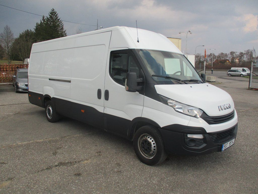 Iveco 35S16 MAXI - Skåpbil: bild 3 Iveco 35S16 MAXI - Skåpbil: bild 3