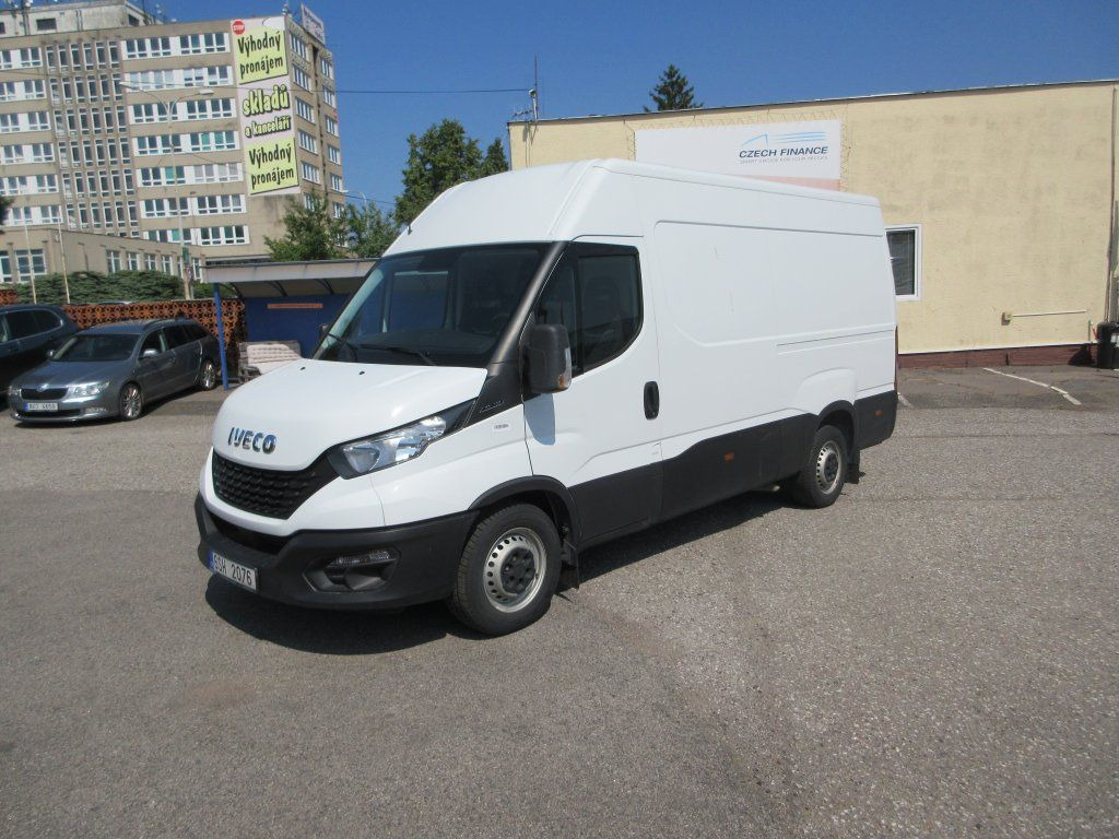 Iveco Daily 35S16 - Skåpbil: bild 2 Iveco Daily 35S16 - Skåpbil: bild 2