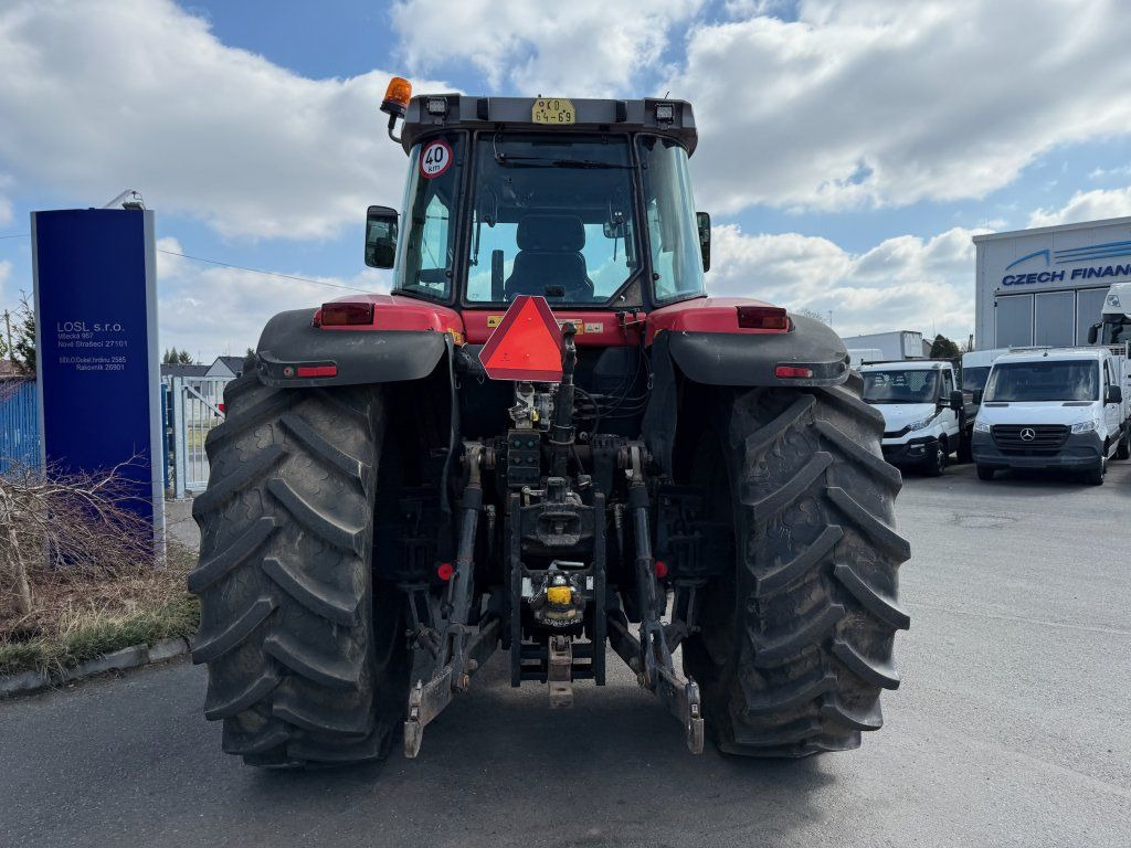Massey Ferguson MF8260 - Traktor: bild 5 Massey Ferguson MF8260 - Traktor: bild 5