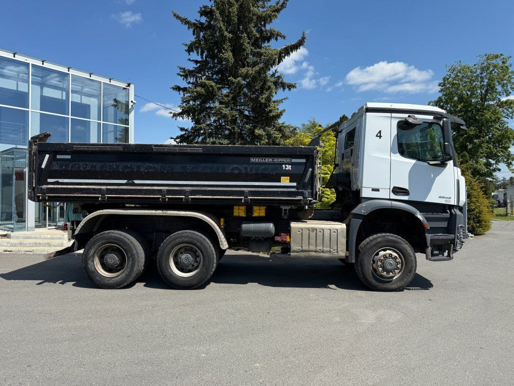 Mercedes-Benz 3343 Arocs 6x6 S3 EURO 6 - Tippbil lastbil: bild 4 Mercedes-Benz 3343 Arocs 6x6 S3 EURO 6 - Tippbil lastbil: bild 4