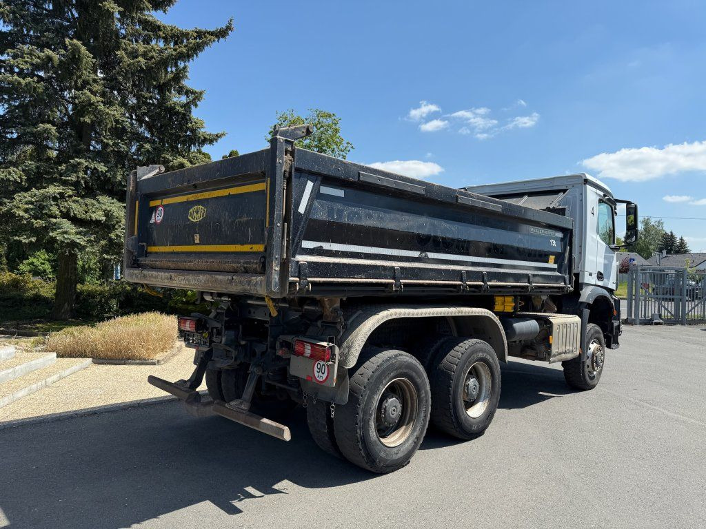 Mercedes-Benz 3343 Arocs 6x6 S3 EURO 6 - Tippbil lastbil: bild 5 Mercedes-Benz 3343 Arocs 6x6 S3 EURO 6 - Tippbil lastbil: bild 5