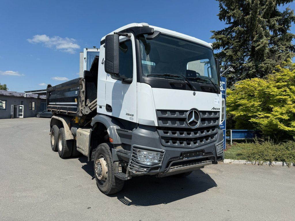 Mercedes-Benz 3343 Arocs 6x6 S3 EURO 6 - Tippbil lastbil: bild 3 Mercedes-Benz 3343 Arocs 6x6 S3 EURO 6 - Tippbil lastbil: bild 3
