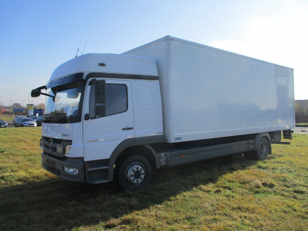 Mercedes-Benz Atego 1222 1 Liege LBW - Lastbil med skåp: bild 1 Mercedes-Benz Atego 1222 1 Liege LBW - Lastbil med skåp: bild 1