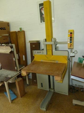 Knorr L 350 pallet lift - Lagerutrustning: bild 2 Knorr L 350 pallet lift - Lagerutrustning: bild 2