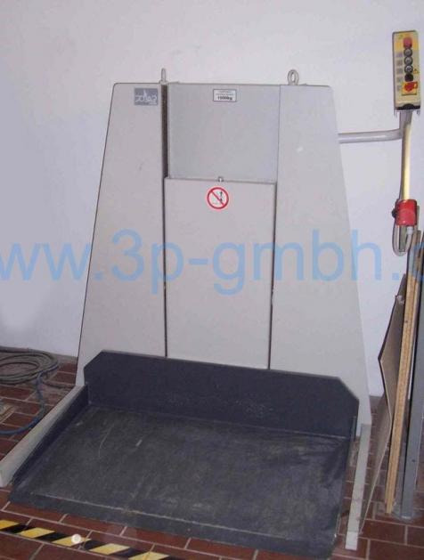 Polar LW 1000-4 stack lift - Lagerutrustning: bild 1 Polar LW 1000-4 stack lift - Lagerutrustning: bild 1