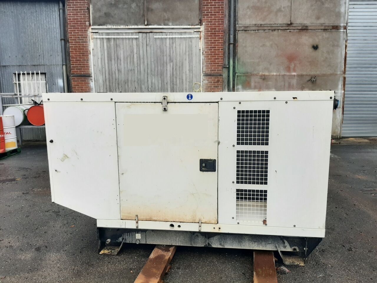 SDMO 80 kVa John Deere - Elgenerator: bild 1 SDMO 80 kVa John Deere - Elgenerator: bild 1