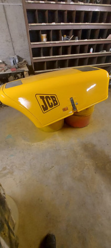 JCB Bonnet - Huv för Byggmaskiner: bild 1 JCB Bonnet - Huv för Byggmaskiner: bild 1