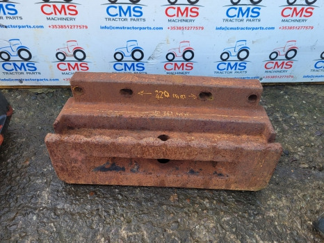 Case Mx, Mxc Series Mx110, Mx150, Mx80c Maxxum Front Weight Carrier 192635a1 - Motvikt: bild 1 Case Mx, Mxc Series Mx110, Mx150, Mx80c Maxxum Front Weight Carrier 192635a1 - Motvikt: bild 1