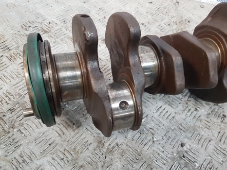 Claas Ares 600, 800, Arion 600 Ser 640 Crankshaft 6005028696, Re515785, R116076 - Vevaxel för Traktor: bild 2 Claas Ares 600, 800, Arion 600 Ser 640 Crankshaft 6005028696, Re515785, R116076 - Vevaxel för Traktor: bild 2