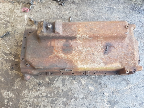 Deutz Agrotron 110, Mk3, Bf6m1012 Engine Oil Sump Pan 04207190r, 04197982 - Motor och reservdelar: bild 1 Deutz Agrotron 110, Mk3, Bf6m1012 Engine Oil Sump Pan 04207190r, 04197982 - Motor och reservdelar: bild 1