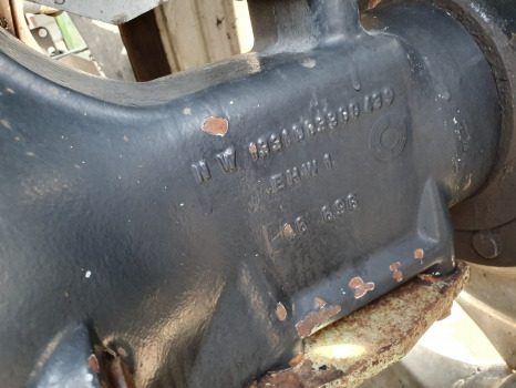 Deutz Agrotron 135 Engine, Cab, Transmission, Rear, Front Axle Parts Nut - Karosseri och exteriör: bild 4 Deutz Agrotron 135 Engine, Cab, Transmission, Rear, Front Axle Parts Nut - Karosseri och exteriör: bild 4