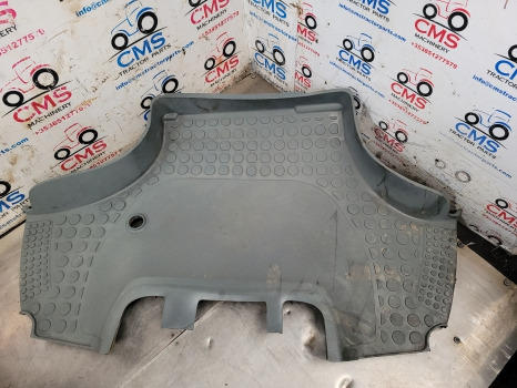 Deutz Agrotron M, New, Profiline Series M620 Cab Floor Mat 0.012.6504.2/10 - Hytt och interiör: bild 3 Deutz Agrotron M, New, Profiline Series M620 Cab Floor Mat 0.012.6504.2/10 - Hytt och interiör: bild 3