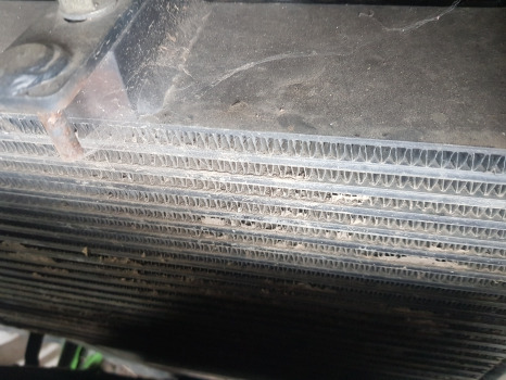 Deutz Agrotron M620, M610, M615, M600,ttv Intercooler 0.015.6910.2/20 - Kylare: bild 5 Deutz Agrotron M620, M610, M615, M600,ttv Intercooler 0.015.6910.2/20 - Kylare: bild 5