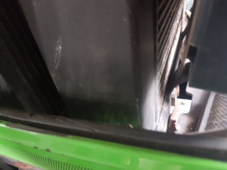 Deutz Agrotron M620, M610, M615,m640,ttv620, 610, Oil Cooler 0.015.6911.2/10 - Kylare: bild 4 Deutz Agrotron M620, M610, M615,m640,ttv620, 610, Oil Cooler 0.015.6911.2/10 - Kylare: bild 4