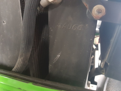 Deutz Agrotron M620, M610, M615,m640,ttv620, 610, Oil Cooler 0.015.6911.2/10 - Kylare: bild 3 Deutz Agrotron M620, M610, M615,m640,ttv620, 610, Oil Cooler 0.015.6911.2/10 - Kylare: bild 3