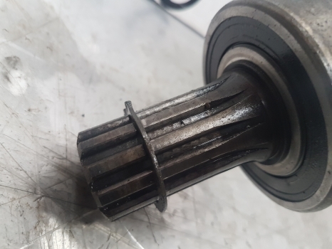 Fiat 140-90, 130-90, 160-90, 180-90, 8430, 8630 Pro Drive Shaft Long 5107683 - Drivaxel för Traktor: bild 2 Fiat 140-90, 130-90, 160-90, 180-90, 8430, 8630 Pro Drive Shaft Long 5107683 - Drivaxel för Traktor: bild 2