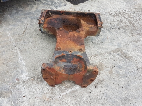 Fiat 70-90, 55-90, 60-90, 80-90 Front Axle Casting, Support 5120492, 5142827 - Framaxel för Traktor: bild 3 Fiat 70-90, 55-90, 60-90, 80-90 Front Axle Casting, Support 5120492, 5142827 - Framaxel för Traktor: bild 3
