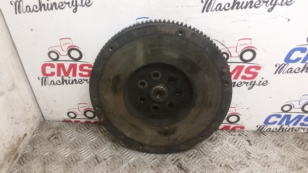 Fiat 780 Engine Flywheel And Ring Gear. |please Check By The Photos. - Svänghjul för Traktor: bild 2 Fiat 780 Engine Flywheel And Ring Gear. |please Check By The Photos. - Svänghjul för Traktor: bild 2