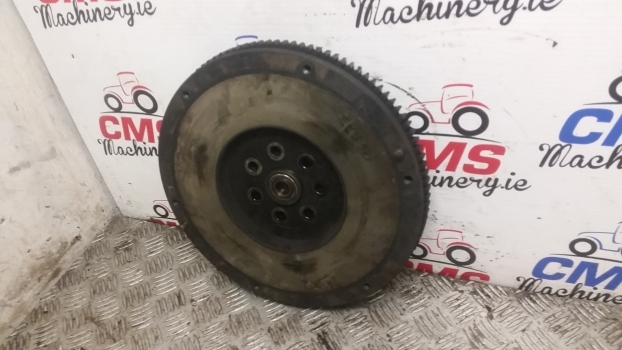 Fiat 780 Engine Flywheel And Ring Gear. |please Check By The Photos. - Svänghjul för Traktor: bild 3 Fiat 780 Engine Flywheel And Ring Gear. |please Check By The Photos. - Svänghjul för Traktor: bild 3