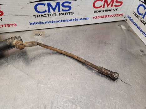 Fiat New Holland F, M, 60 Series F130, M115, 8160 Clutch Master Cylinder 5150299 - Kopplingscylinder för Traktor: bild 5 Fiat New Holland F, M, 60 Series F130, M115, 8160 Clutch Master Cylinder 5150299 - Kopplingscylinder för Traktor: bild 5