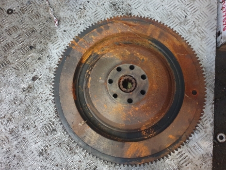 Fiat Winner F Series Flywheel 98413511 - Svänghjul för Traktor: bild 4 Fiat Winner F Series Flywheel 98413511 - Svänghjul för Traktor: bild 4