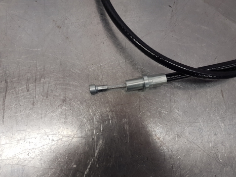 Ford 10, 600, 700 Series, 7710, 7810 Hand Brake Cable 83918382, D5nn2853a - Bromsdelar för Traktor: bild 3 Ford 10, 600, 700 Series, 7710, 7810 Hand Brake Cable 83918382, D5nn2853a - Bromsdelar för Traktor: bild 3