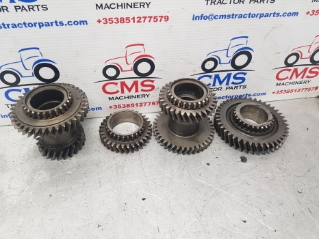Ford 10 Ser 5610, 6610, 7810, 7610 Transmission Gear Kit E0nn7113eb, E0nn7z008ad - Transmission för Traktor: bild 1 Ford 10 Ser 5610, 6610, 7810, 7610 Transmission Gear Kit E0nn7113eb, E0nn7z008ad - Transmission för Traktor: bild 1