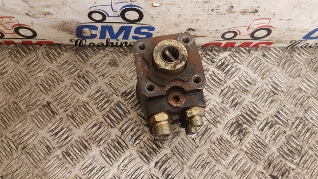 Ford 40 And Ts Series Orbital Unit F0nn3a244ba, 81863600 , Danfoss 150n1031 - Styrning för Traktor: bild 2 Ford 40 And Ts Series Orbital Unit F0nn3a244ba, 81863600 , Danfoss 150n1031 - Styrning för Traktor: bild 2
