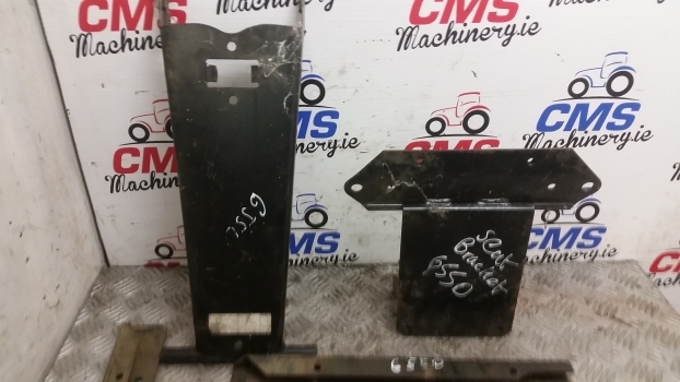 Ford 555c, 655c, 555d, 575d, 655d, 675d Seat Brackets E8nna464aa, 83971793 - Säte för Traktor: bild 3 Ford 555c, 655c, 555d, 575d, 655d, 675d Seat Brackets E8nna464aa, 83971793 - Säte för Traktor: bild 3
