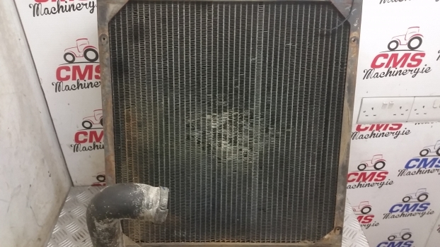 Ford 5640, 6640, 7740 Engine Water Cooling Radiator 82015101, 82010660 - Kylare för Traktor: bild 2 Ford 5640, 6640, 7740 Engine Water Cooling Radiator 82015101, 82010660 - Kylare för Traktor: bild 2