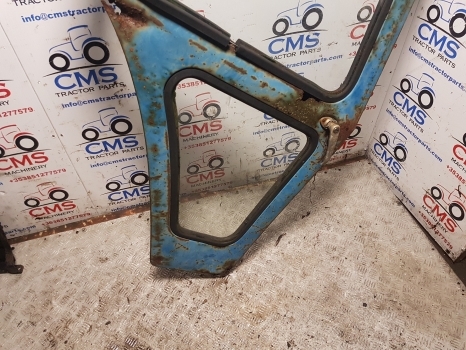 Ford 7600, 7710, 6600 Tw10, Tw20 Q Cab Door Right Assembly D8nn9420124bc - Dörr och reservdelar för Traktor: bild 2 Ford 7600, 7710, 6600 Tw10, Tw20 Q Cab Door Right Assembly D8nn9420124bc - Dörr och reservdelar för Traktor: bild 2