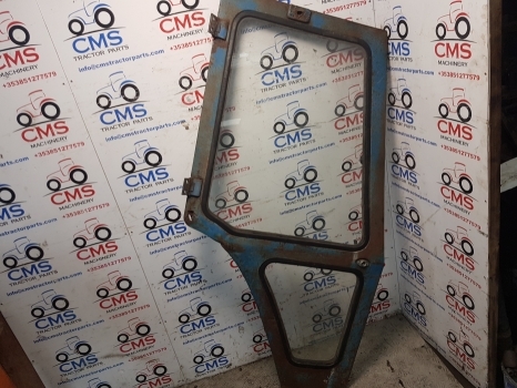 Ford 7600, 7710, 6600 Tw10, Tw20 Q Cab Door Right Assembly Rusty D8nn9420124bc - Dörr och reservdelar för Traktor: bild 1 Ford 7600, 7710, 6600 Tw10, Tw20 Q Cab Door Right Assembly Rusty D8nn9420124bc - Dörr och reservdelar för Traktor: bild 1