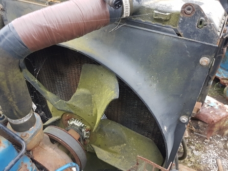 Ford 8340, 40 Series Engine Water Cooling Radiator 82015105, 82015099 - Kylare för Traktor: bild 3 Ford 8340, 40 Series Engine Water Cooling Radiator 82015105, 82015099 - Kylare för Traktor: bild 3