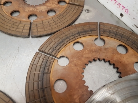 Ford 8430 10, 600, 40,ts Series, Brake Discs Kit E9nn2a097ba, E9nn2n315cb - Bromsskivor för Traktor: bild 5 Ford 8430 10, 600, 40,ts Series, Brake Discs Kit E9nn2a097ba, E9nn2n315cb - Bromsskivor för Traktor: bild 5