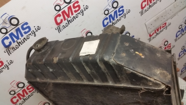 Ford Engine Water Cooling Radiator With Cowling 1 - Kylare för Traktor: bild 5 Ford Engine Water Cooling Radiator With Cowling 1 - Kylare för Traktor: bild 5