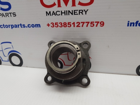 Ford New Holland 40 & Ts Series Sle,8240, 7740, Retainer 81864119, F0nn7a432aa - Transmission: bild 1 Ford New Holland 40 & Ts Series Sle,8240, 7740, Retainer 81864119, F0nn7a432aa - Transmission: bild 1