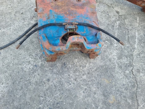 Ford New Holland Tw20, Tw10, Tw30 Front Axle Support D4nn3a042c - Framaxel: bild 4 Ford New Holland Tw20, Tw10, Tw30 Front Axle Support D4nn3a042c - Framaxel: bild 4