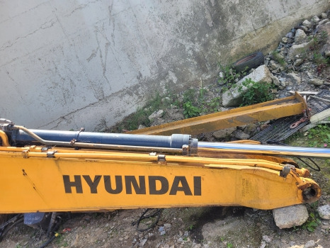 Hyundai Hx220lc Arm Ram Cylinder 31k6-50130, 31y1-45430, 31y1-28640gg - Hydraulcylinder för Grävmaskin: bild 1 Hyundai Hx220lc Arm Ram Cylinder 31k6-50130, 31y1-45430, 31y1-28640gg - Hydraulcylinder för Grävmaskin: bild 1