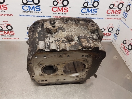 Jcb 1135, 2125, 2135, 3220 Transmission Housing 8875472, 454/85001, 454/85200 - Växellåda och reservdelar för Traktor: bild 1 Jcb 1135, 2125, 2135, 3220 Transmission Housing 8875472, 454/85001, 454/85200 - Växellåda och reservdelar för Traktor: bild 1