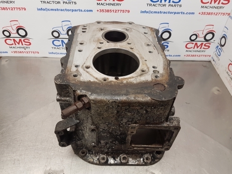 Jcb 1135, 2125, 2135, 3220 Transmission Housing 8875472, 454/85001, 454/85200 - Växellåda och reservdelar för Traktor: bild 4 Jcb 1135, 2125, 2135, 3220 Transmission Housing 8875472, 454/85001, 454/85200 - Växellåda och reservdelar för Traktor: bild 4