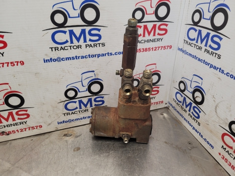 Jcb 410m, 412, 415 Orbital Steering Valve 150-1061, 35/406000, 35/407900 - Styrning: bild 1 Jcb 410m, 412, 415 Orbital Steering Valve 150-1061, 35/406000, 35/407900 - Styrning: bild 1