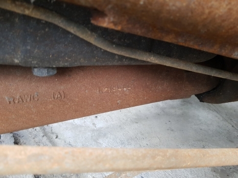 John Deere 6215r, 6135m, 6140m Front Axle Suspension Bracket L219557, L219555 - Fjädring för Traktor: bild 3 John Deere 6215r, 6135m, 6140m Front Axle Suspension Bracket L219557, L219555 - Fjädring för Traktor: bild 3